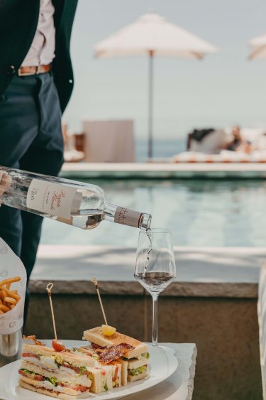 lilyofthevalley-Restaurant-Cartes